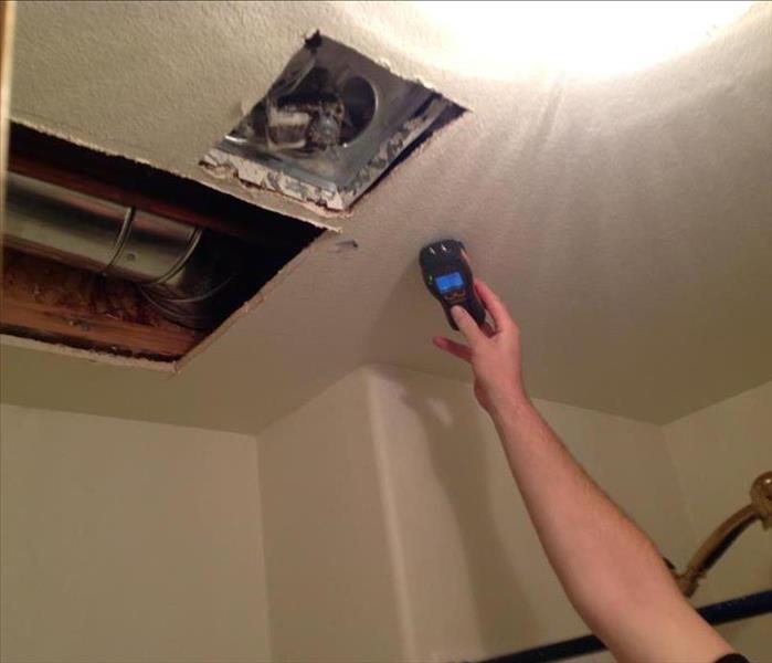 moisture meter used on ceiling